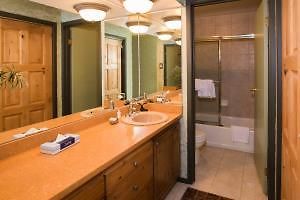 Park Avenue Condominiums パークシティ エクステリア 写真