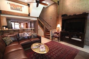 Park Avenue Condominiums パークシティ エクステリア 写真